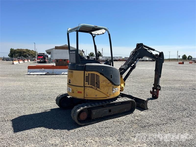 John Deere 27D Mini rýpadla < 7t