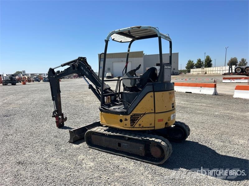 John Deere 27D Mini rýpadla < 7t