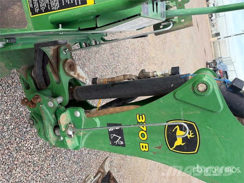 John Deere 3032E 4WD Utility Tractor Tractores compactos