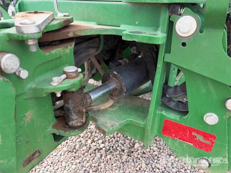 John Deere 3032E 4WD Utility Tractor Tractores compactos