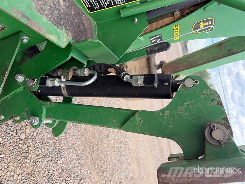 John Deere 3032E 4WD Utility Tractor Tractores compactos