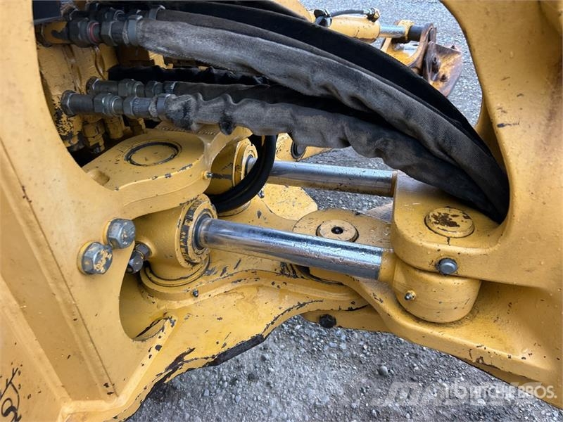 John Deere 310E Экскаваторы-погрузчики