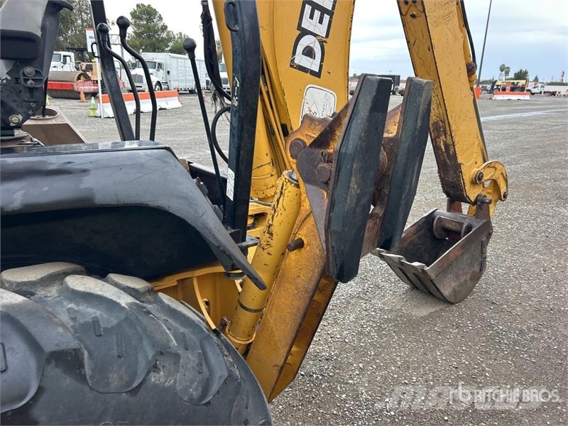 John Deere 310E Экскаваторы-погрузчики