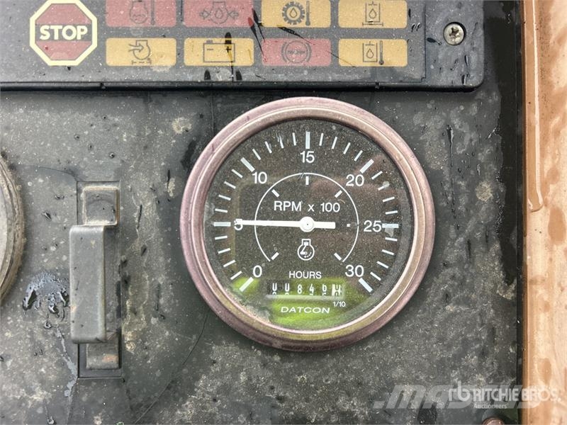 John Deere 310E Экскаваторы-погрузчики