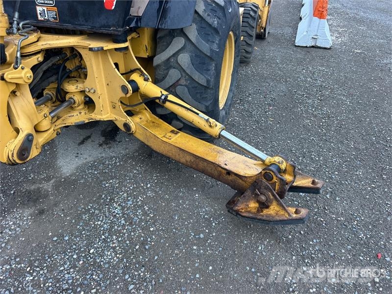 John Deere 310E Экскаваторы-погрузчики