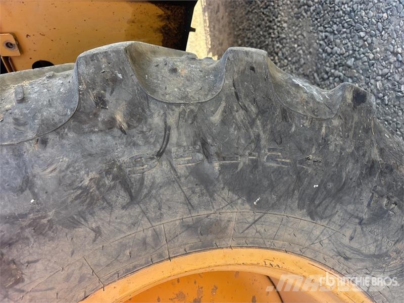 John Deere 310E バックホーローダー