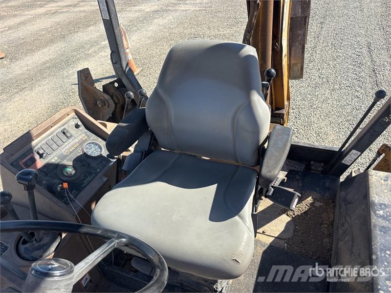 John Deere 310E バックホーローダー
