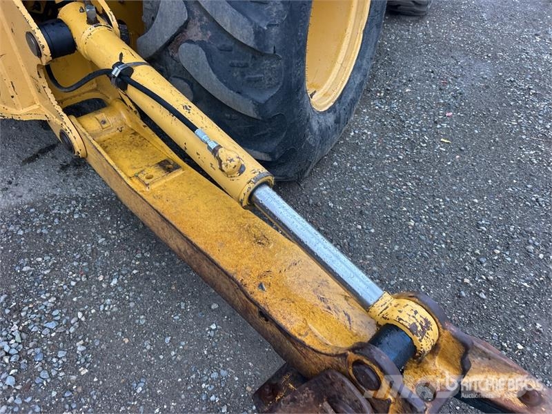 John Deere 310E Экскаваторы-погрузчики