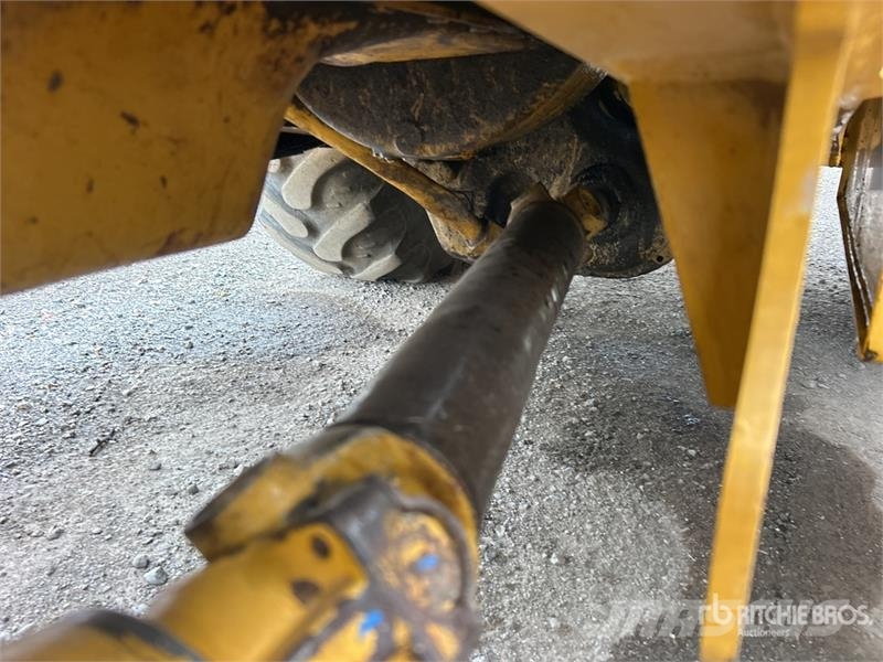 John Deere 310E Экскаваторы-погрузчики