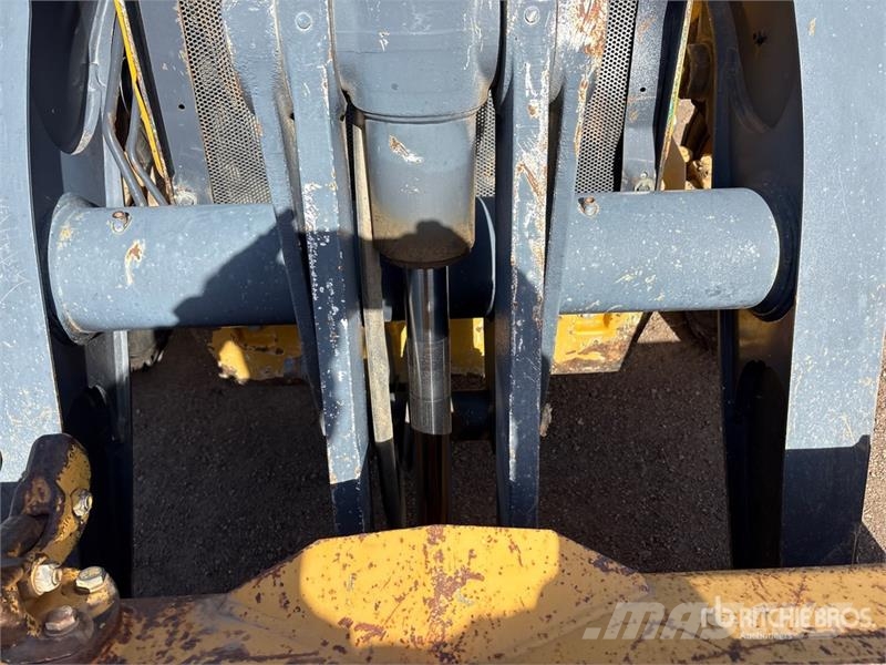 John Deere 310K لوادر ذات جرافات عكسية