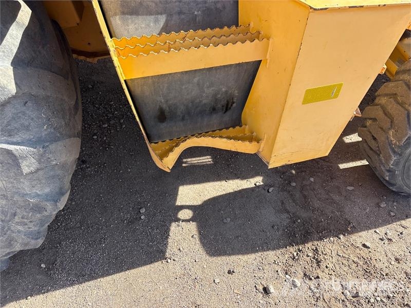 John Deere 310K لوادر ذات جرافات عكسية