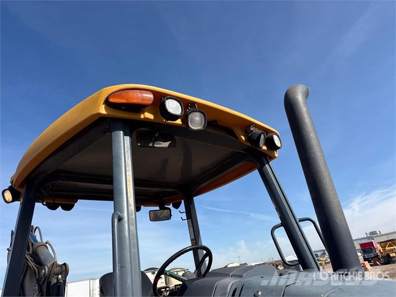 John Deere 310K لوادر ذات جرافات عكسية