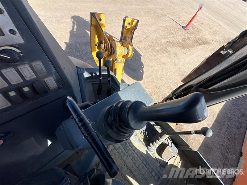 John Deere 310K لوادر ذات جرافات عكسية