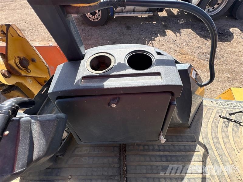 John Deere 310K لوادر ذات جرافات عكسية