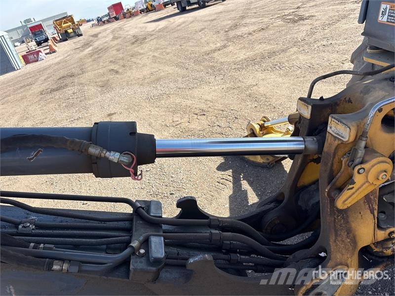 John Deere 310K لوادر ذات جرافات عكسية