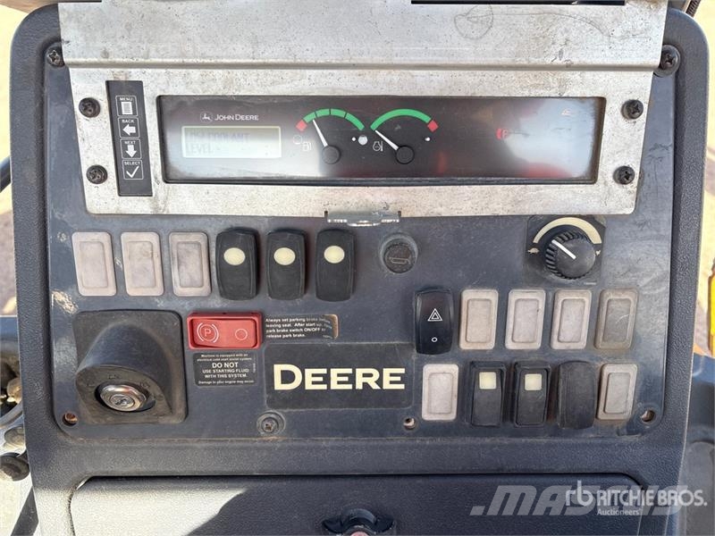 John Deere 310K لوادر ذات جرافات عكسية