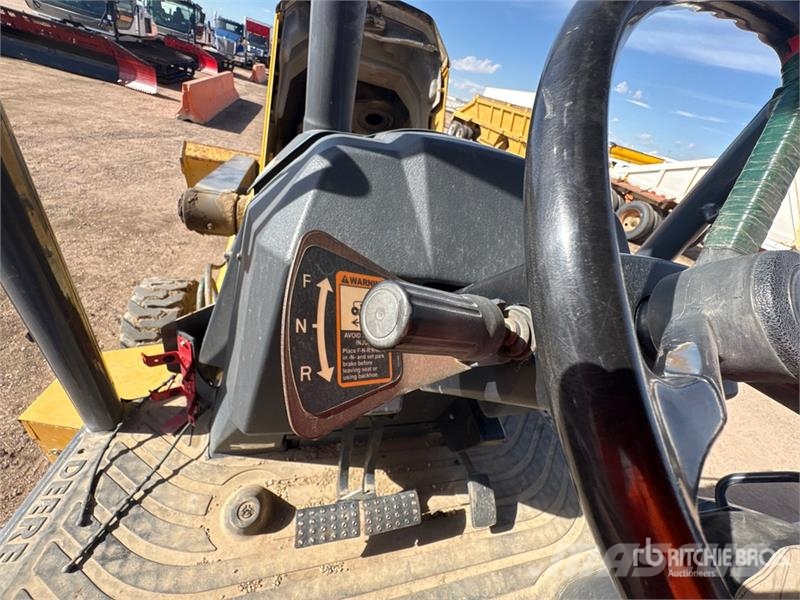 John Deere 310K لوادر ذات جرافات عكسية