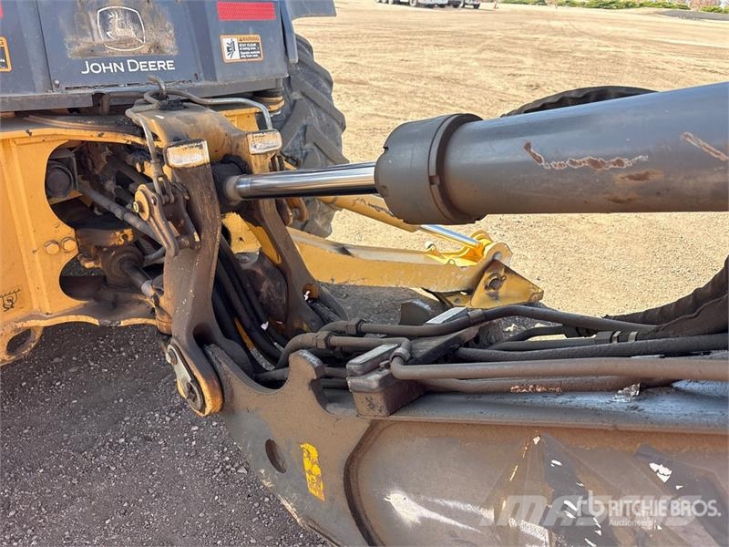 John Deere 310K لوادر ذات جرافات عكسية