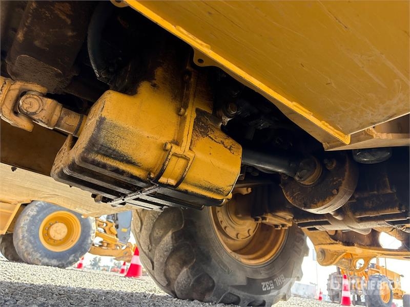John Deere 310L EP لوادر ذات جرافات عكسية