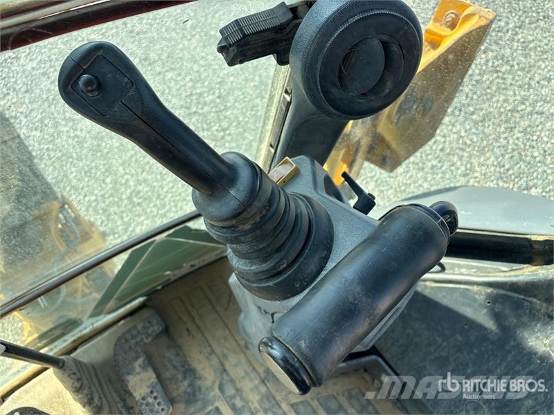 John Deere 310L EP لوادر ذات جرافات عكسية