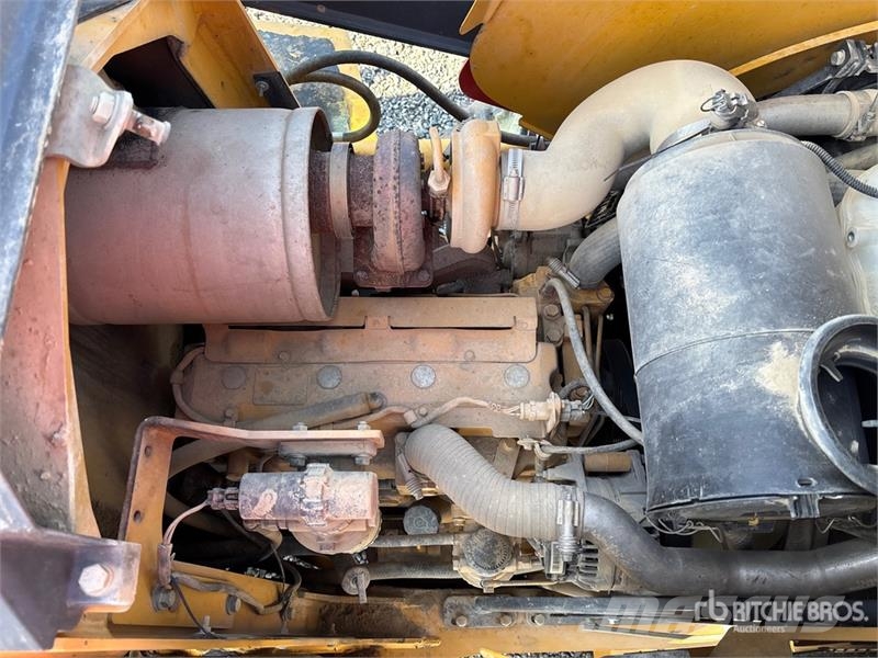 John Deere 310L EP لوادر ذات جرافات عكسية