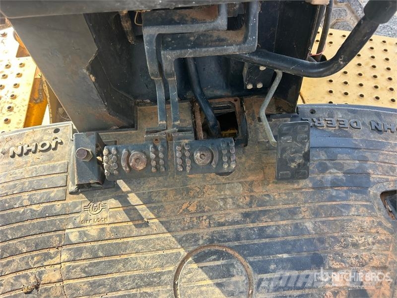 John Deere 310SE Backhoe loaders