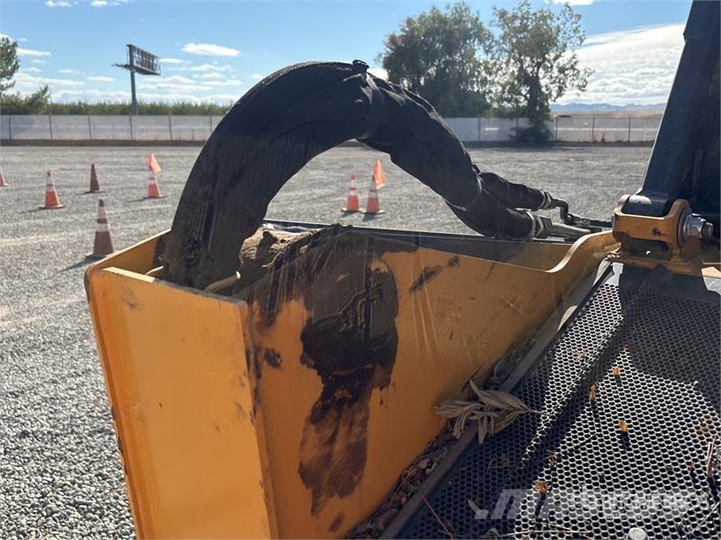 John Deere 312GR Skid Steer Loader Skid steer loaders
