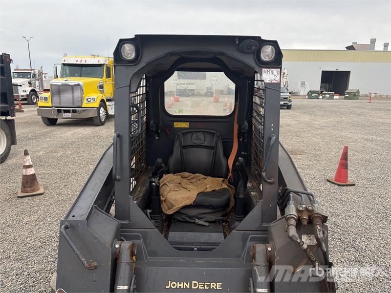 John Deere 312GR Skid Steer Loader Skid steer loaders