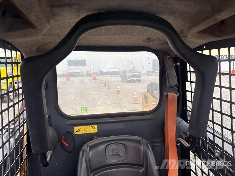 John Deere 312GR Skid Steer Loader Skid steer loaders