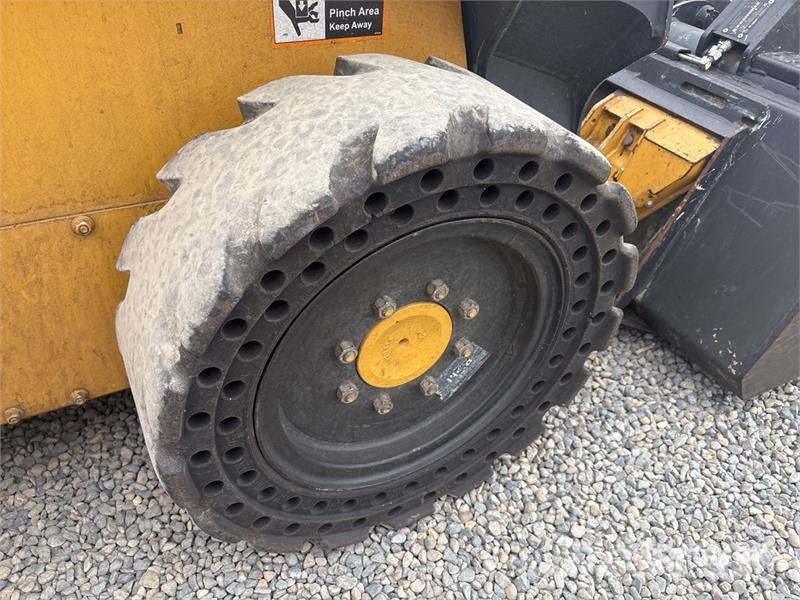 John Deere 312GR Skid Steer Loader Skid steer loaders