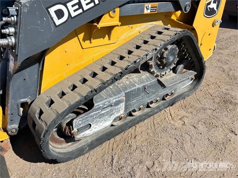John Deere 317G Lietoti riteņu kompaktiekrāvēji