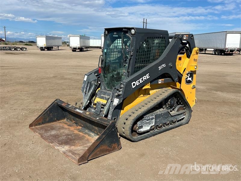 John Deere 317G Lietoti riteņu kompaktiekrāvēji