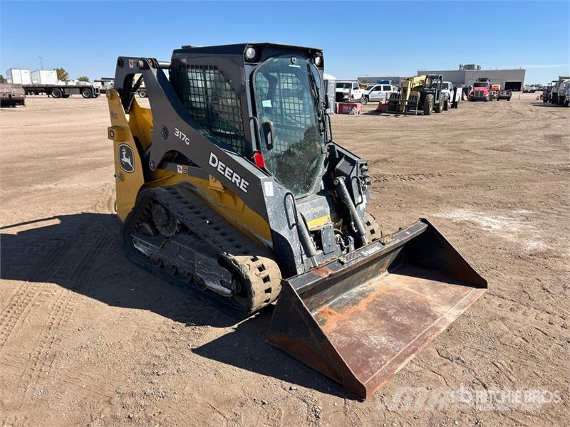 John Deere 317G Lietoti riteņu kompaktiekrāvēji