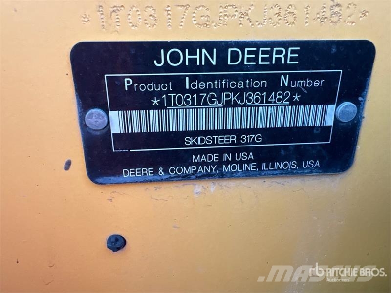 John Deere 317G Schrankladers