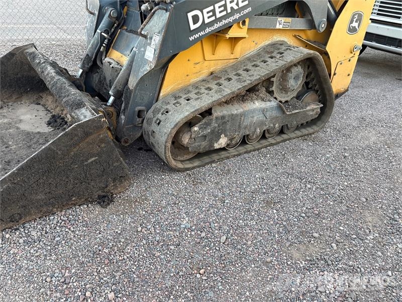 John Deere 317G Schrankladers