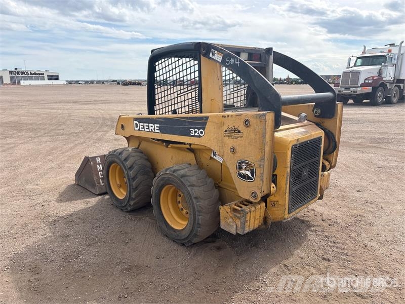 John Deere 320 Skid Steer Loader Kompaktlader