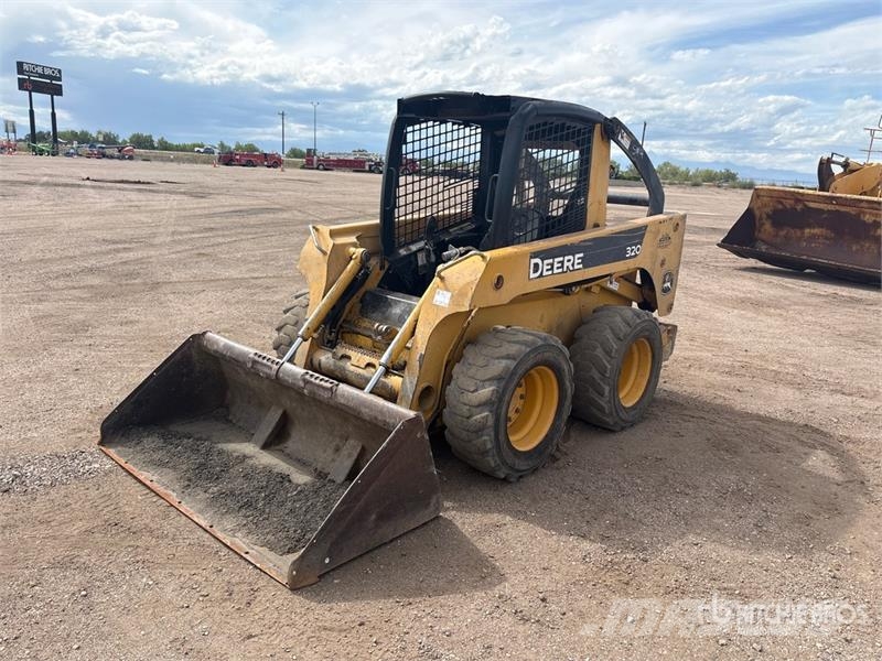 John Deere 320 Skid Steer Loader Kompaktlader