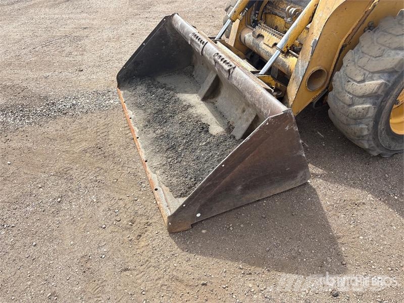 John Deere 320 Skid Steer Loader Kompaktlader