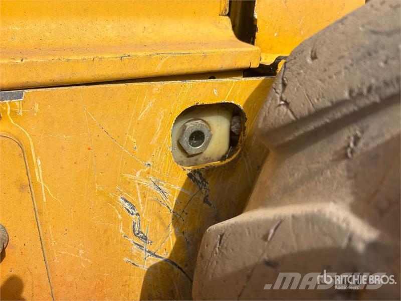 John Deere 320 Skid Steer Loader Kompaktlader