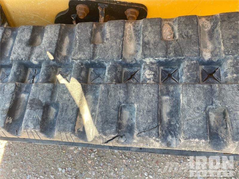 John Deere 323D Skid steer mini utovarivači