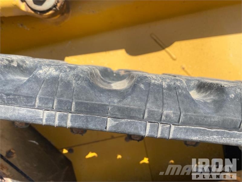 John Deere 323D Skid steer mini utovarivači