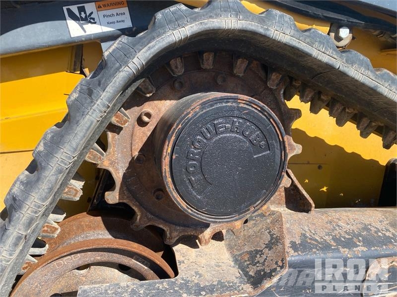 John Deere 323D Skid steer mini utovarivači