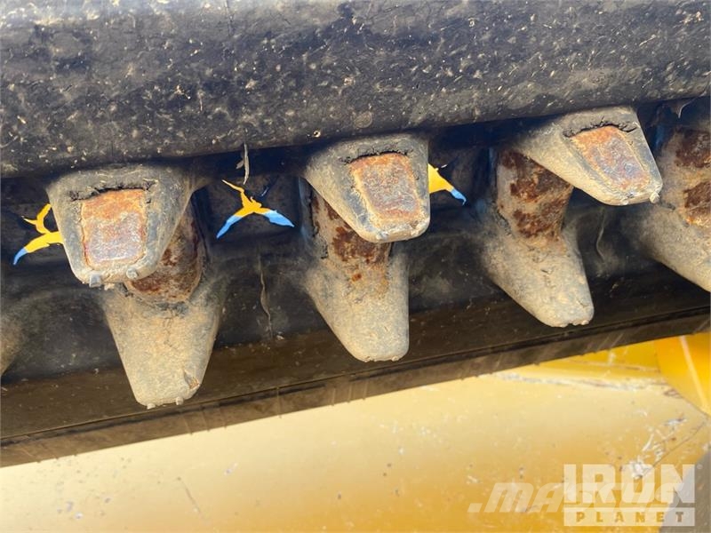 John Deere 323D Skid steer mini utovarivači