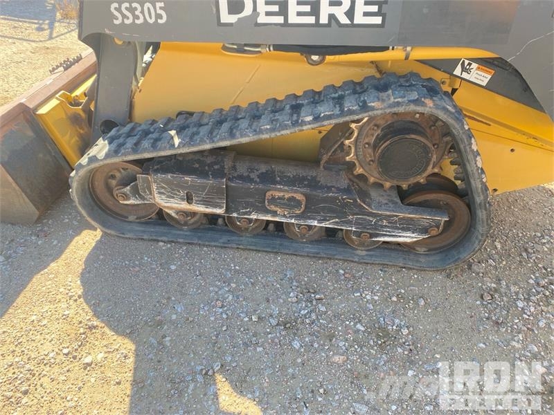 John Deere 323D Skid steer mini utovarivači