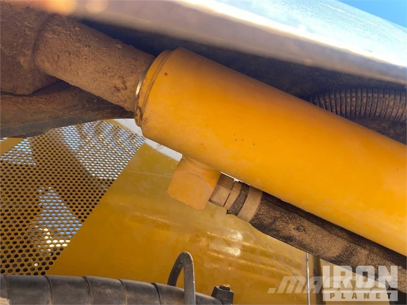 John Deere 323D Skid steer mini utovarivači
