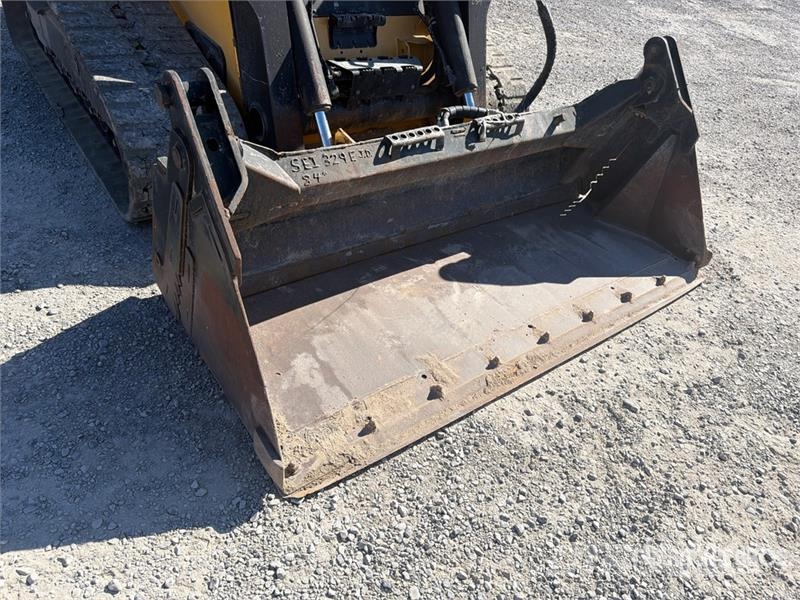 John Deere 329E Kompaktlastare