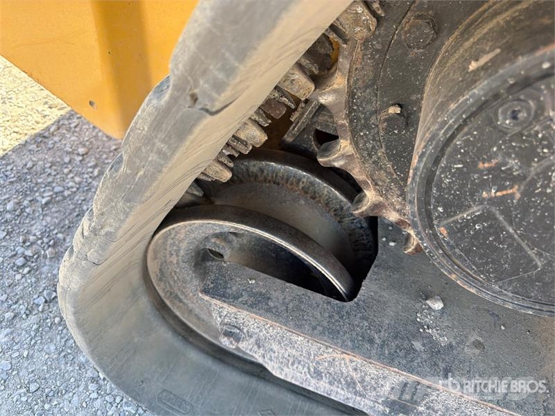 John Deere 329E Kompaktlastare