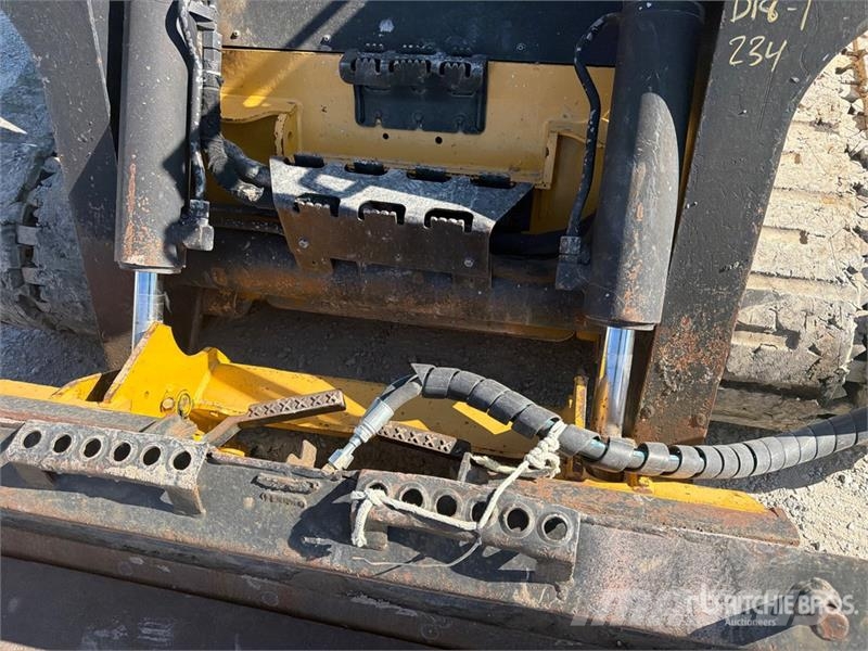John Deere 329E Kompaktlastare