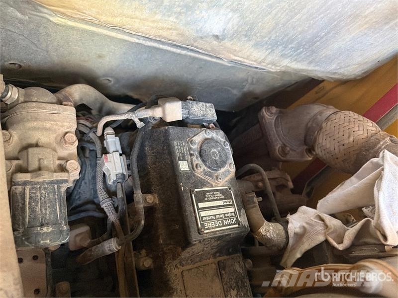 John Deere 329E Kompaktlastare