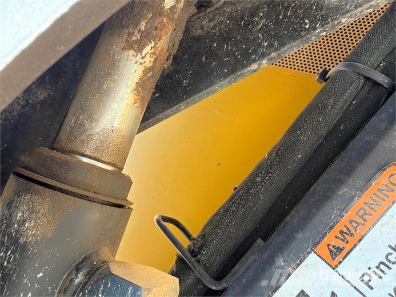John Deere 329E Kompaktlastare